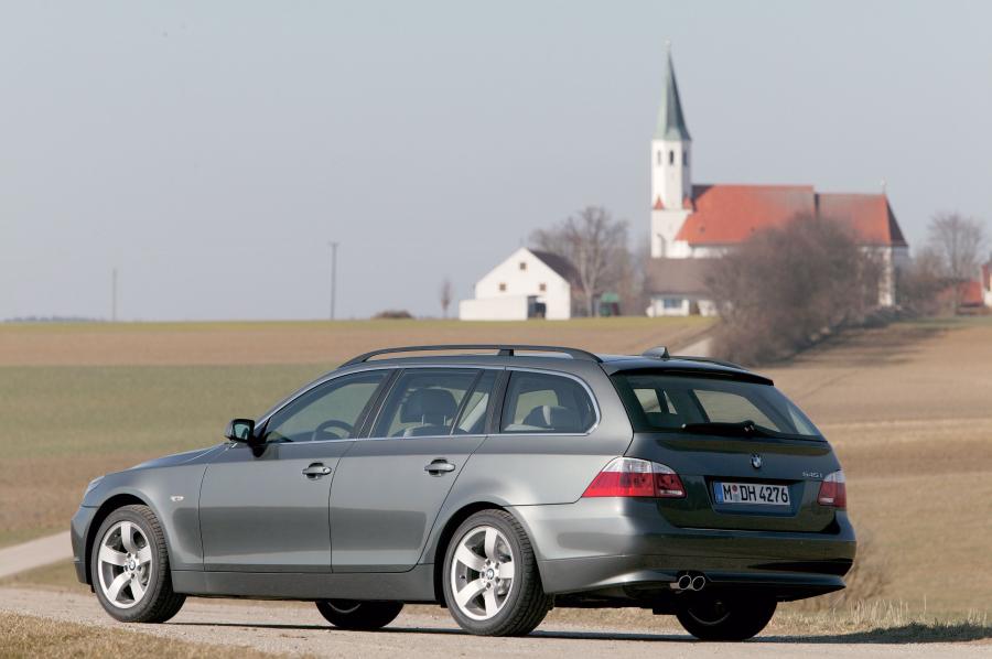  BMW 545i Touring (E61) 2004 года  (WW) (фото 20 из 42)